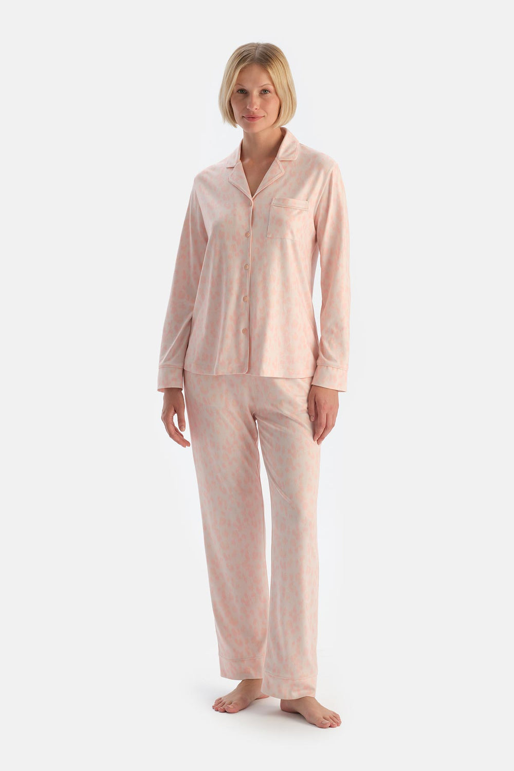 Açık Somon Leopar Desenli Pijama Takımı