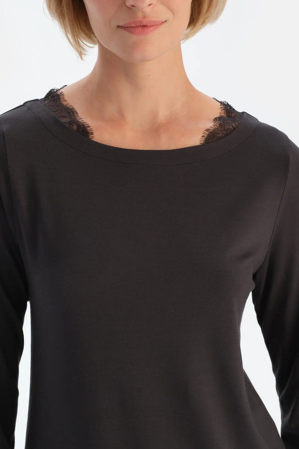 Antrasıt Kayık Yaka Dantel Detaylı Pijama Takımı