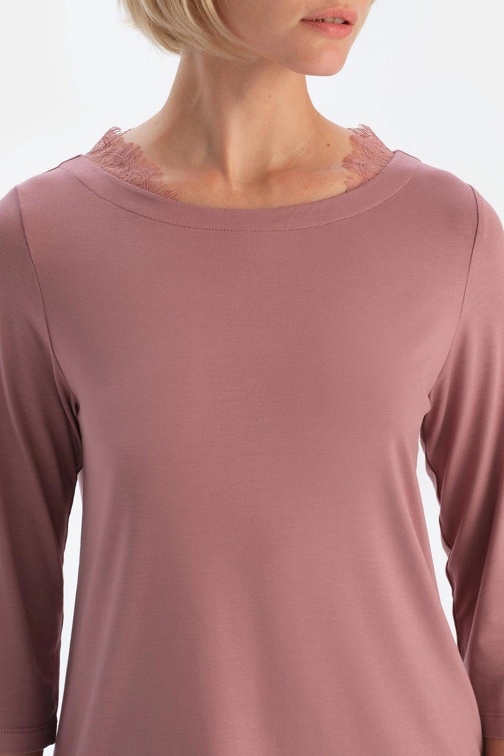 Gül Kurusu Kayık Yaka Dantel Detaylı Pijama Takımı