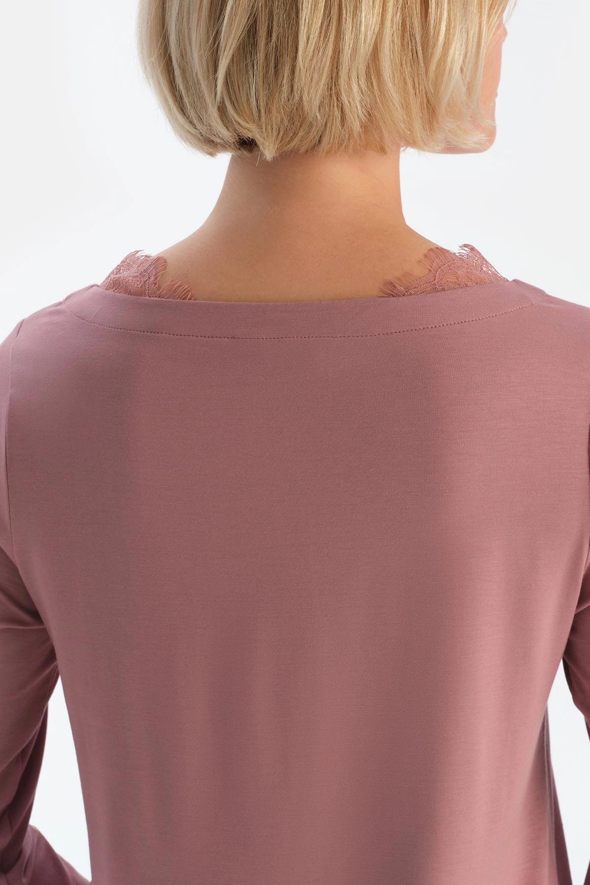 Gül Kurusu Kayık Yaka Dantel Detaylı Pijama Takımı