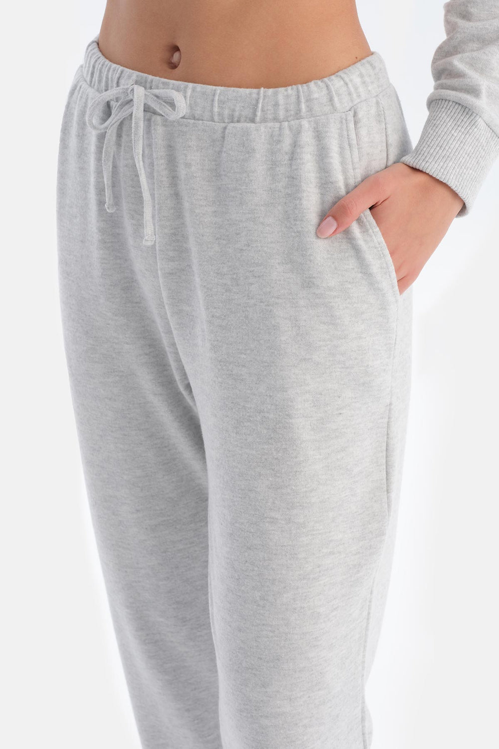 Gri Melanj Bisiklet Yaka Uzun Kollu Jogger Pantolonlu Pijama Takımı