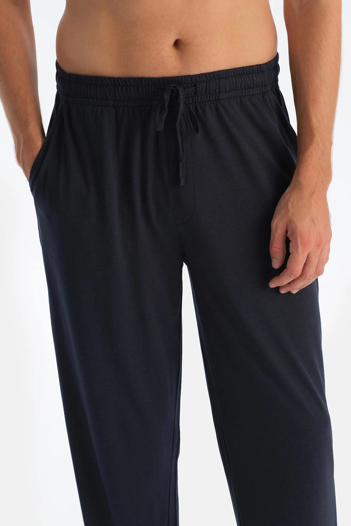 Koyu Mavi Yarım Patlı Uzun Kollu Üçlü Pijama Takımı