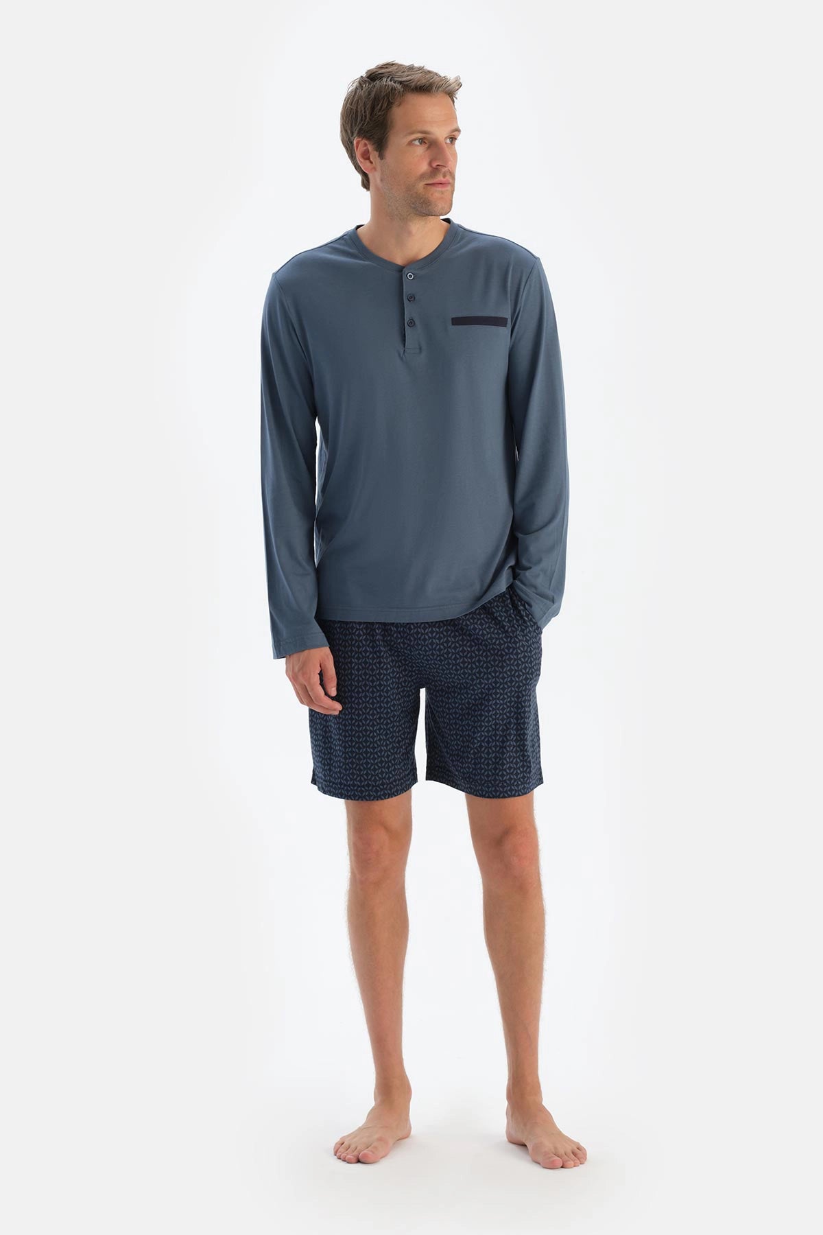 Koyu Mavi Yarım Patlı Uzun Kollu Üçlü Pijama Takımı