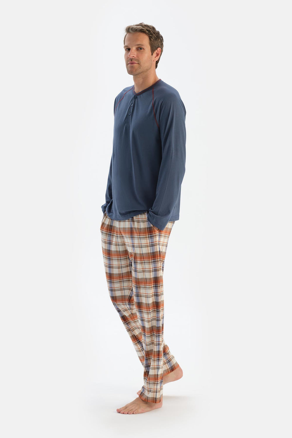 Koyu Mavi Bisiklet Yaka Uzun Kollu Tişört Pantolon Pijama Takımı