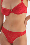 Kırmızı Arka Aksesuar Detaylı Dantelli Thong Külot