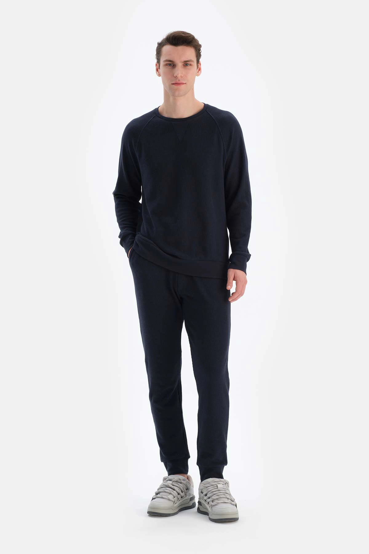 Lacivert Bisiklet Yaka Uzun Kollu Waffle Sweatshırt