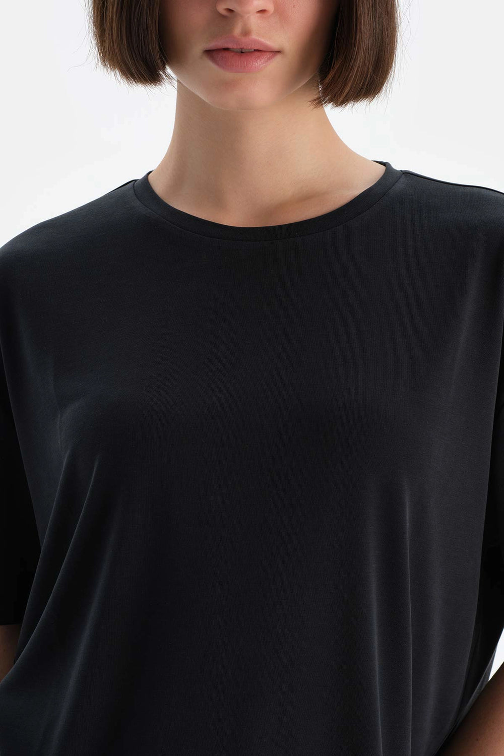 Siyah Dagi Active Kadın Modal Tişört