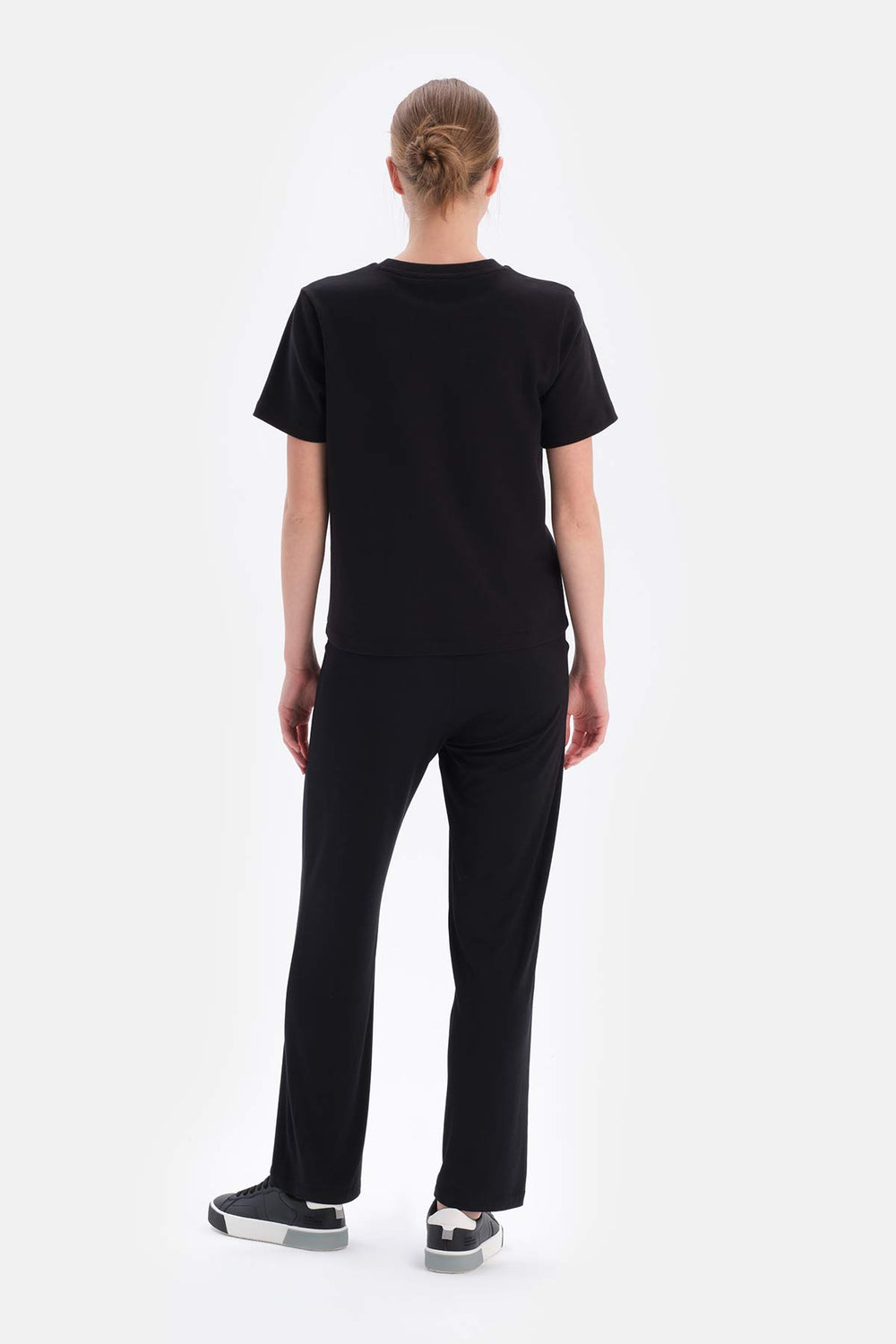 Siyah Ipek Apre Interlok Bisiklet Yaka Tişört