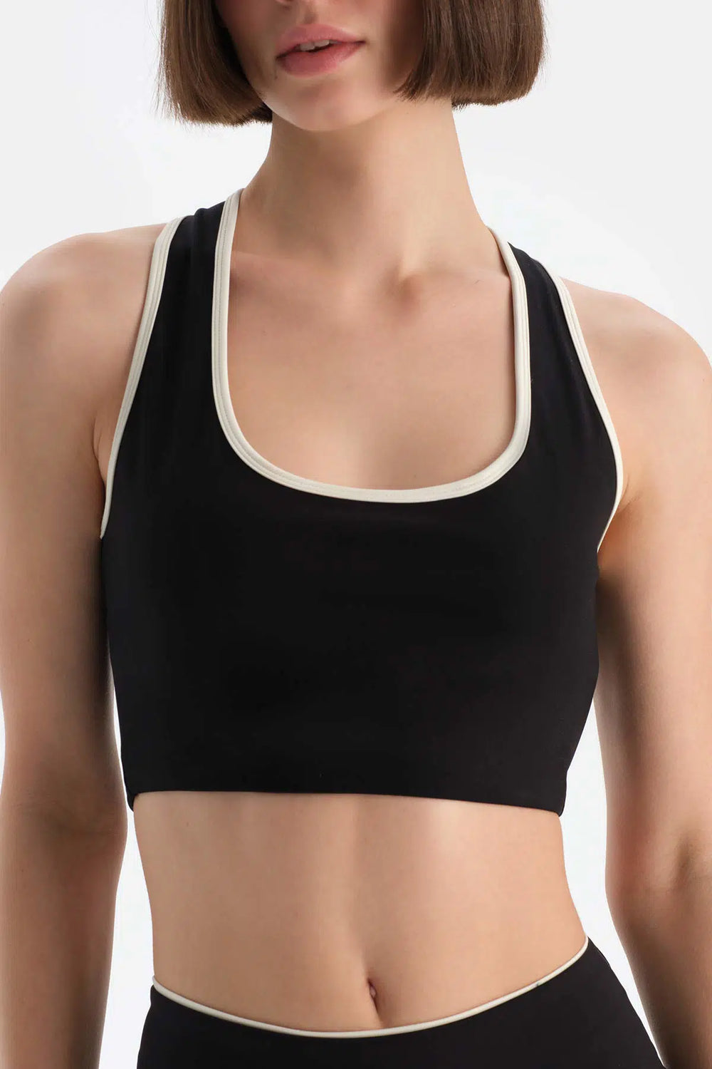 Siyah Dagi Active Kadın Biye Detaylı Sporcu Sütyeni