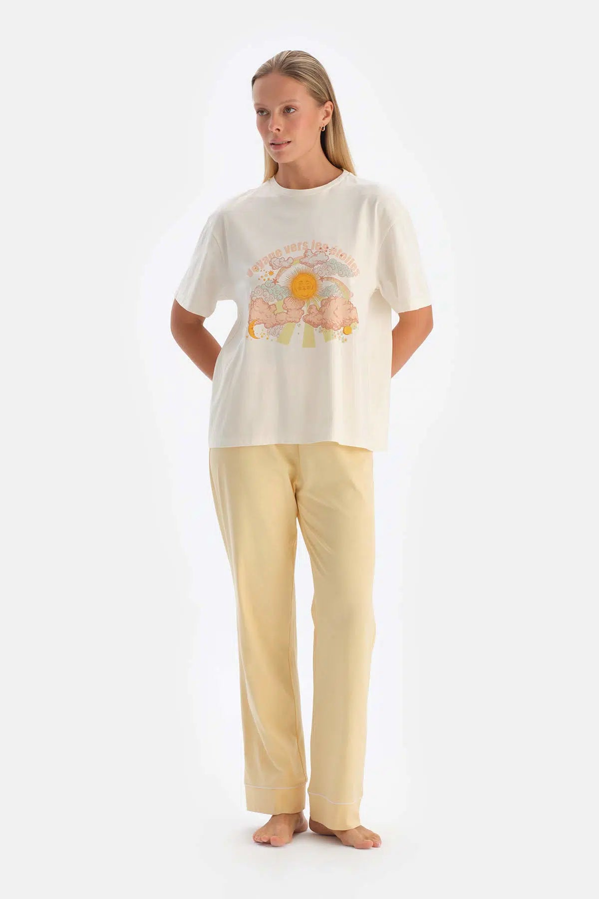 Kırık Beyaz Baskılı Pamuklu Pijama Takımı