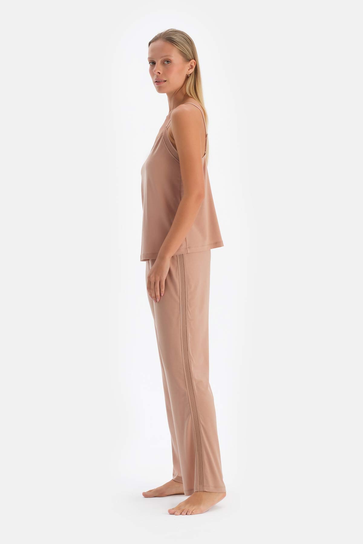 Açık Kahve Basic Ince Askılı Atlet Pijama Üstü