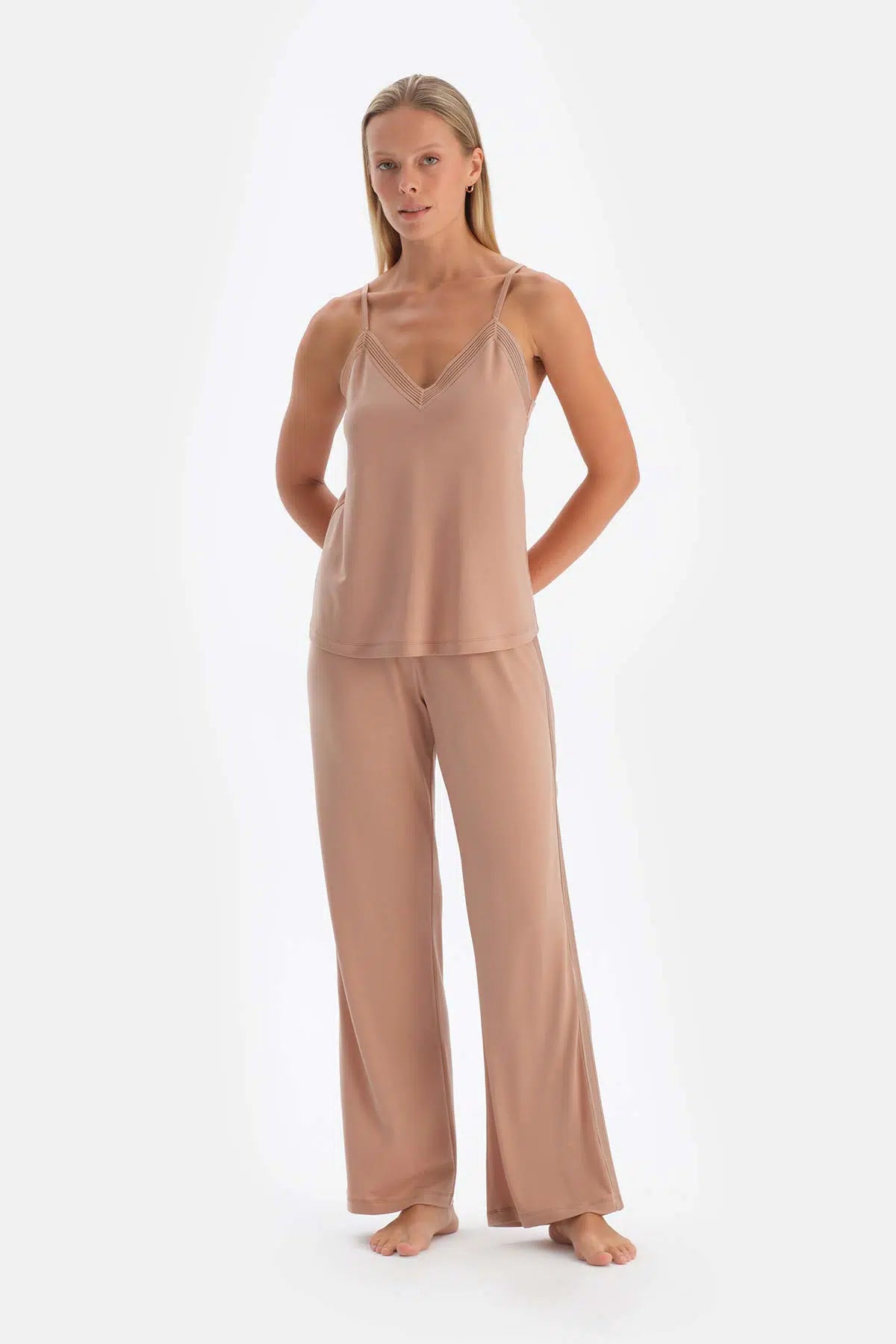 Açık Kahve Basic Ince Askılı Atlet Pijama Üstü