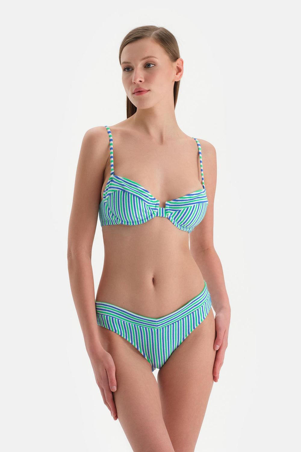 Beyaz-Lacivert Normal Bel Bikini Alt