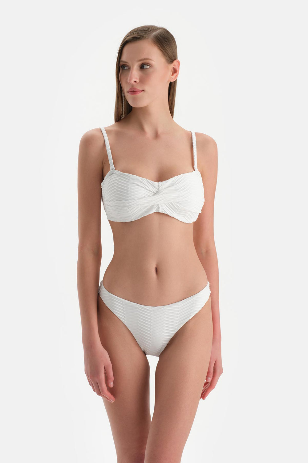 Beyaz Brazılıan Bikini Alt