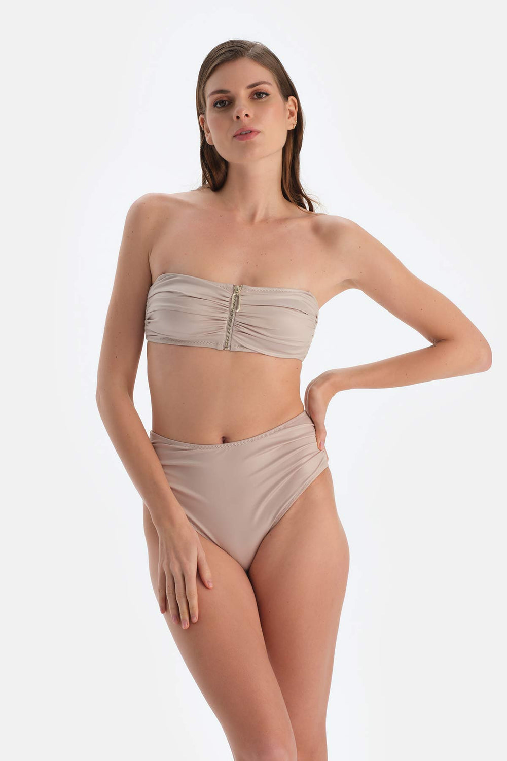 Bej Brazilian Bikini Alt