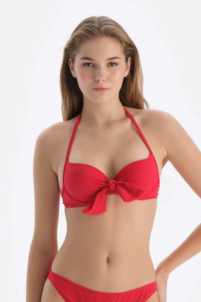 Kırmızı Kaplı Bikini Üstü