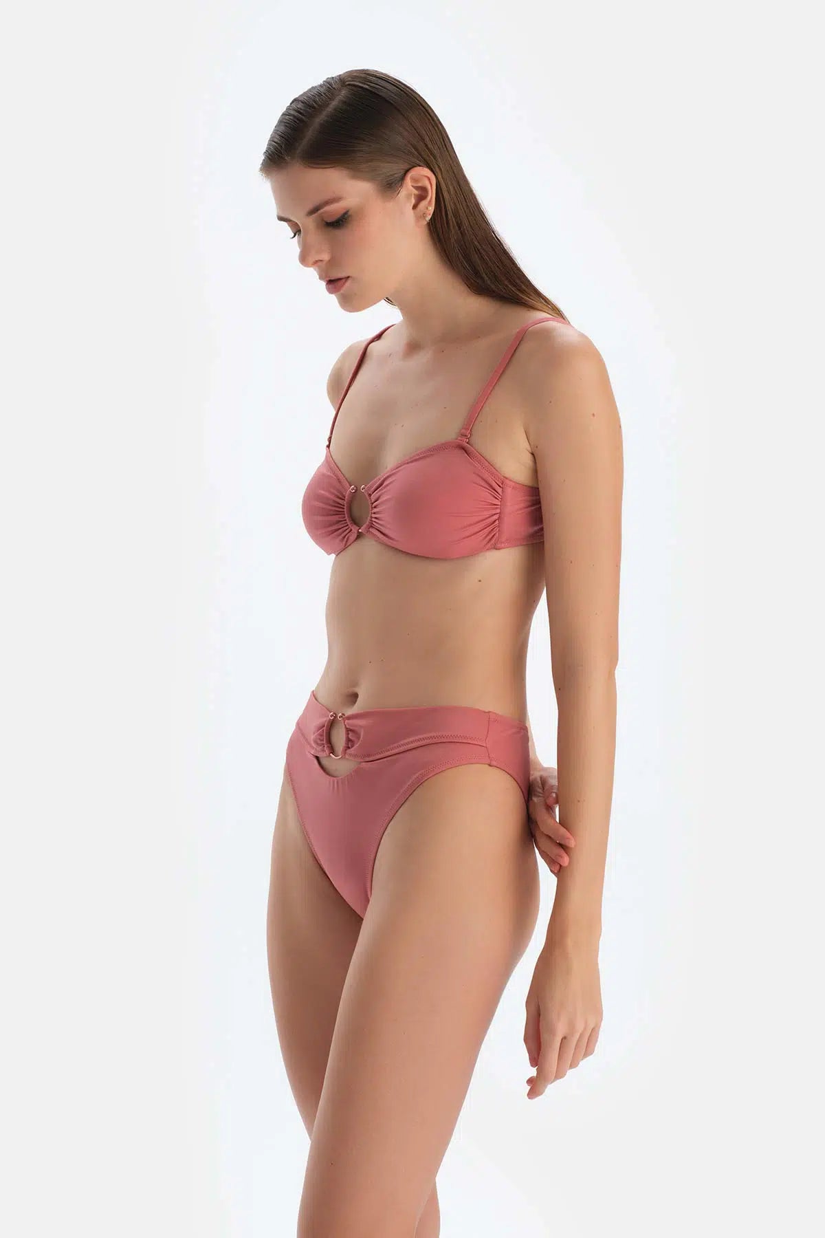 Gül Kurusu Straplez Bikini Üst