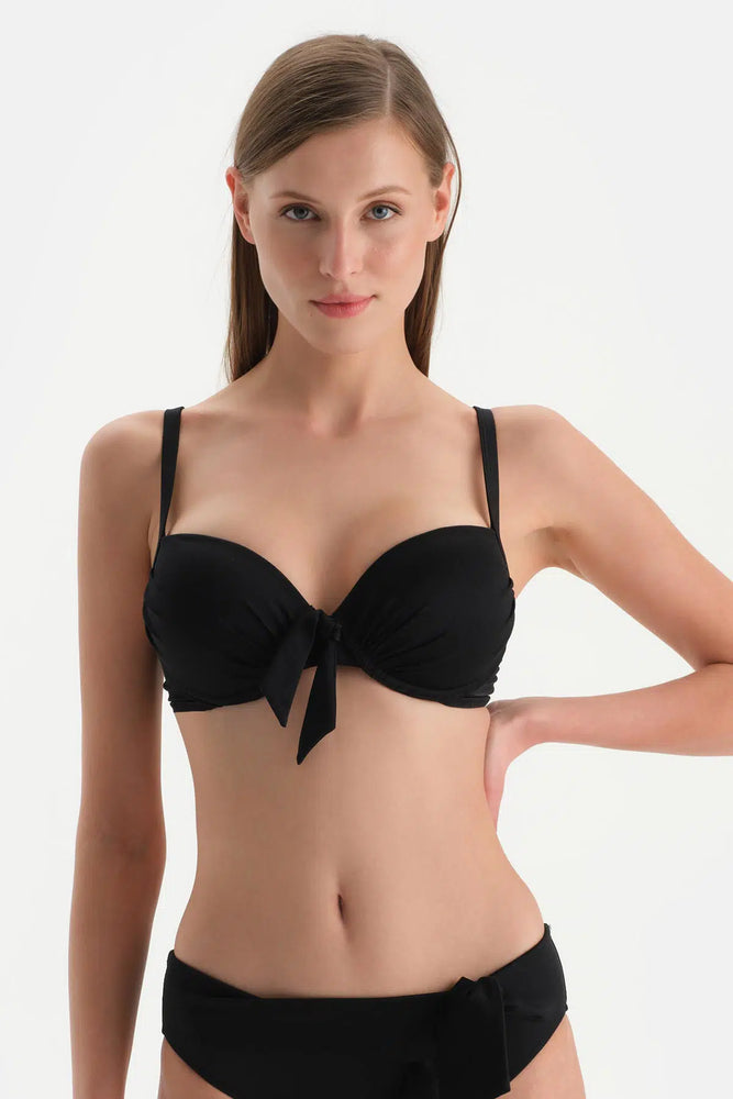 Siyah Kaplı Bikini Üst