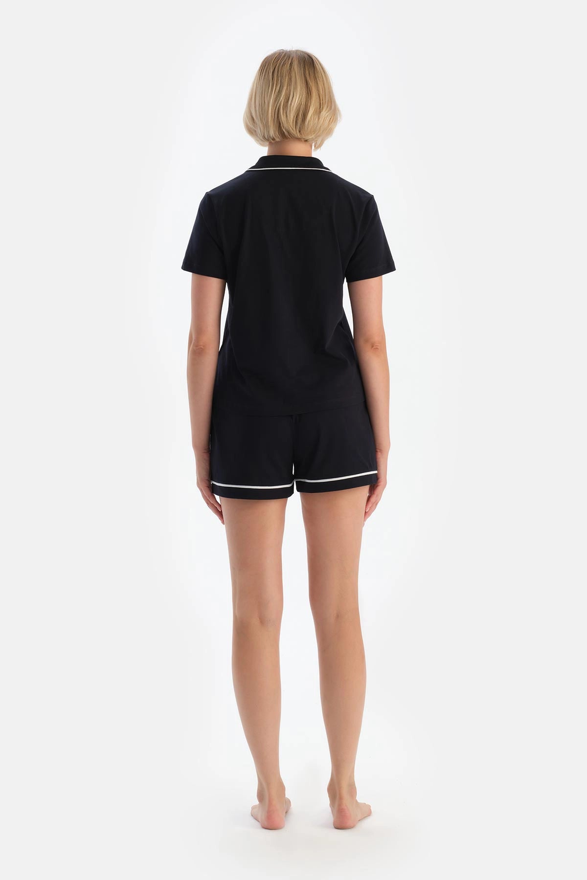 Lacivert Biye Detaylı Basic Şortlu Pijama Takımı