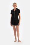 Siyah Biye Detaylı Basic Şortlu Pijama Takımı