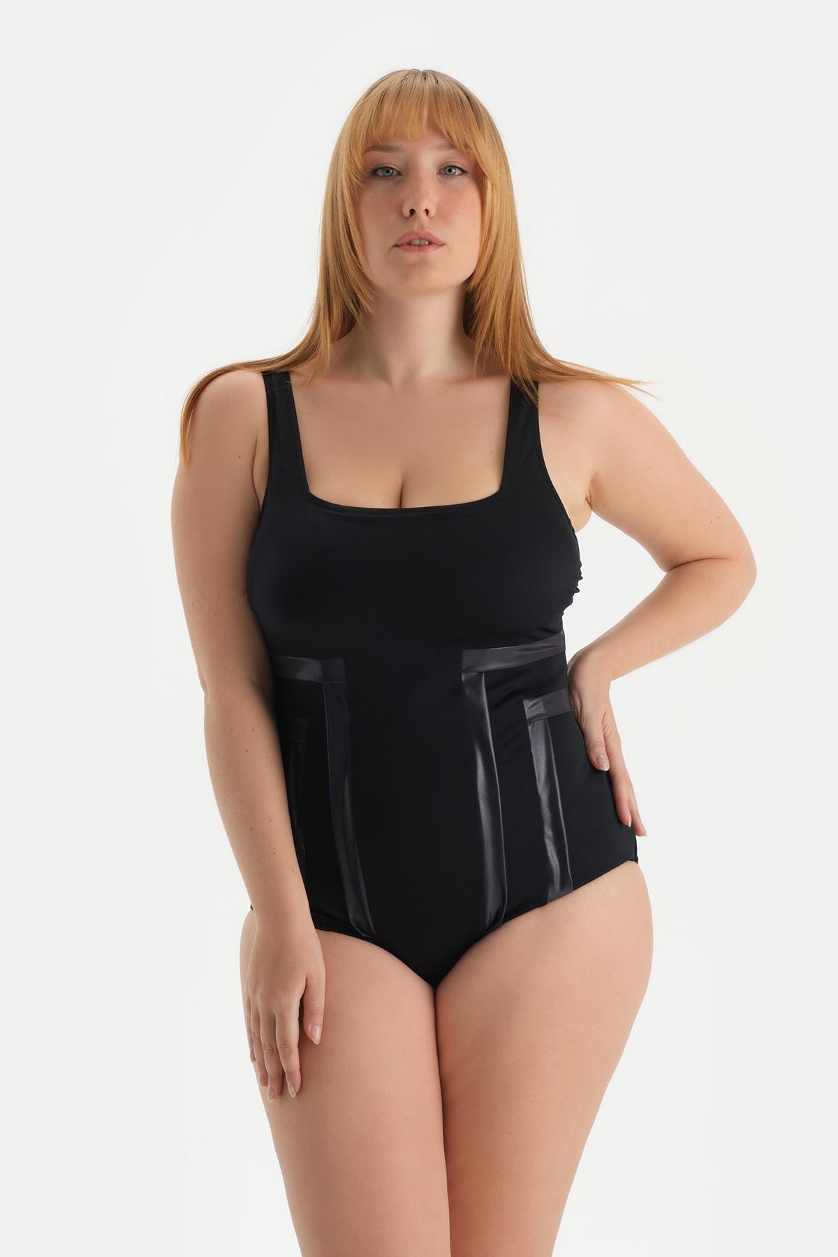 Siyah Kare Yaka Mayo