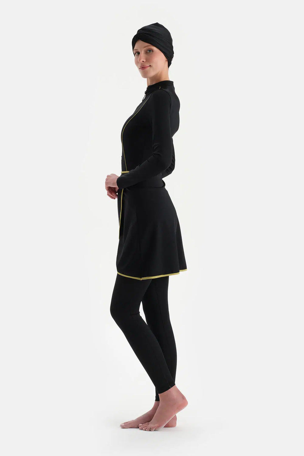 Siyah Fermuarlı Uk. 4 Parçalı Set