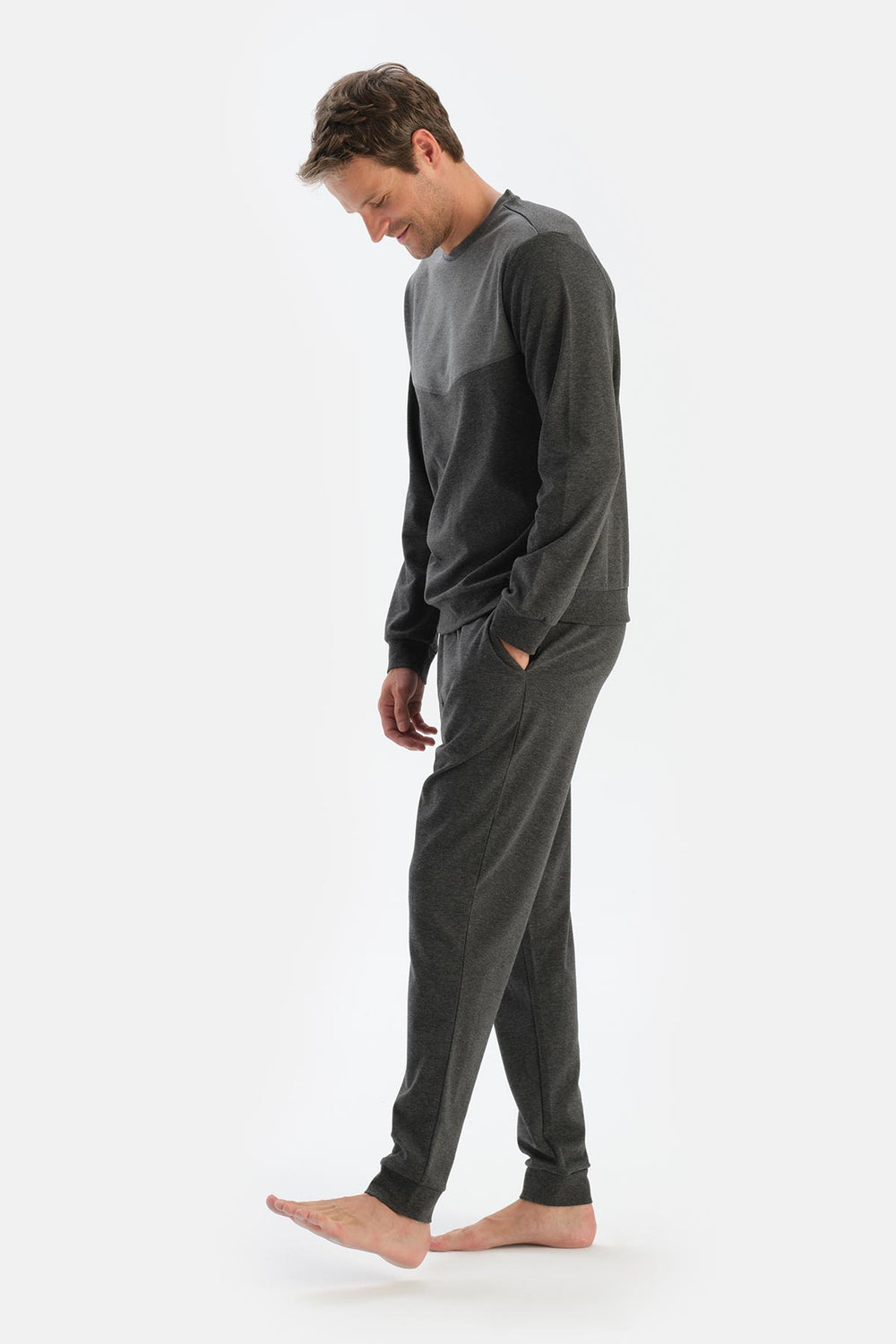 Antrasit Melanj Bisiklet Yaka Uzun Kollu Jogger Pantolonlu Pijama Takımı