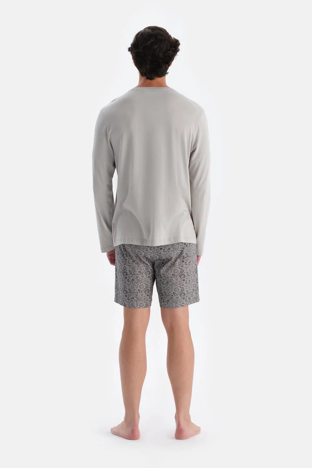 Açık Gri Yarım Patlı Uzun Kollu Üçlü Pijama Takımı