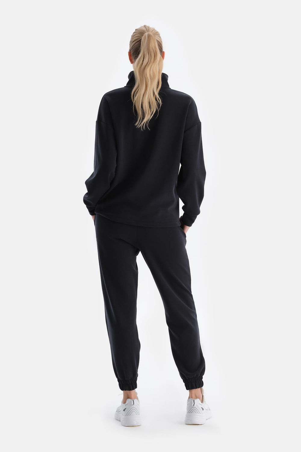 Siyah Kadın Yarım Fermuarlı Modal Sweatshırt