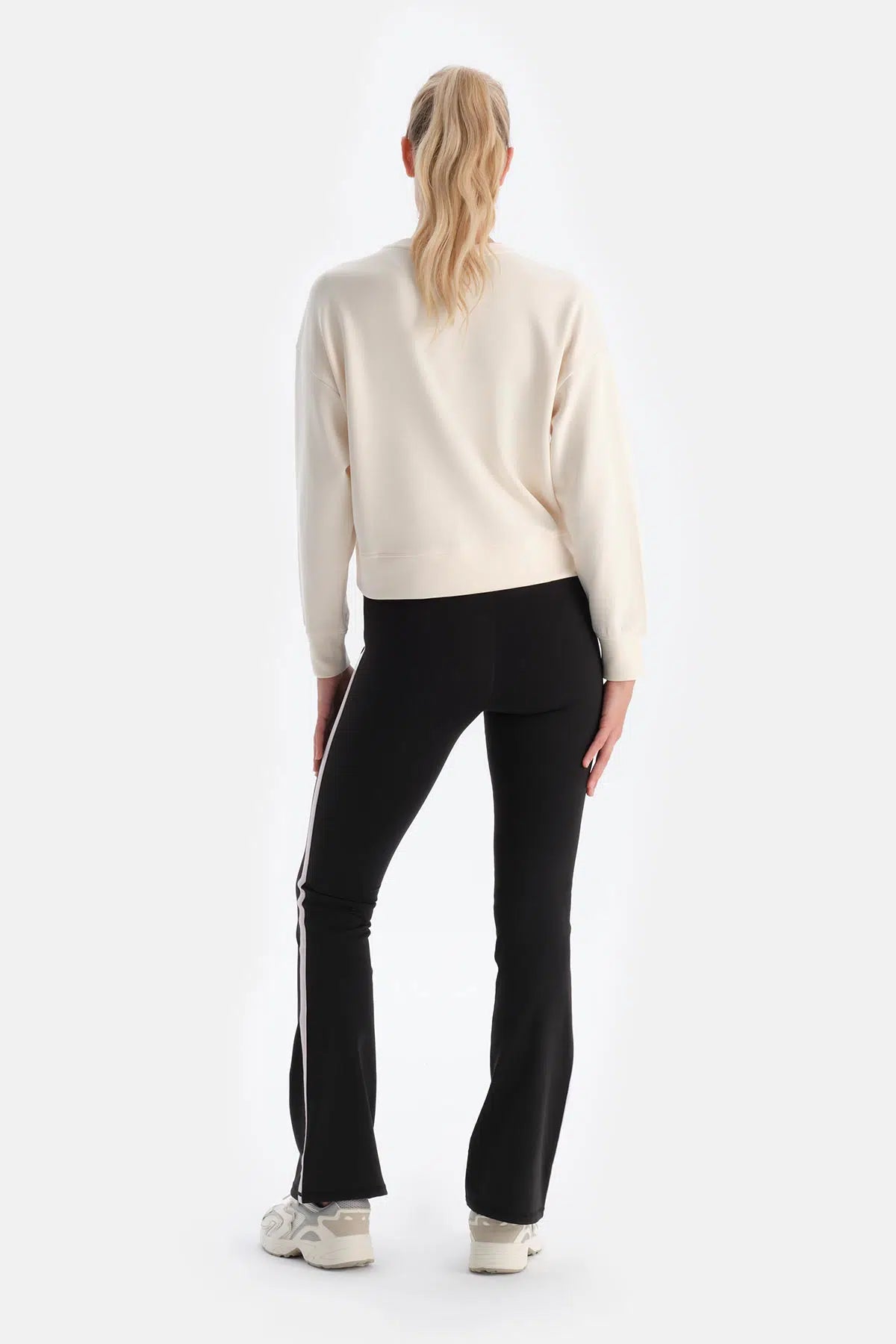 Siyah Kadın Şerit Detaylı Şardonlu Ispanyol Tayt