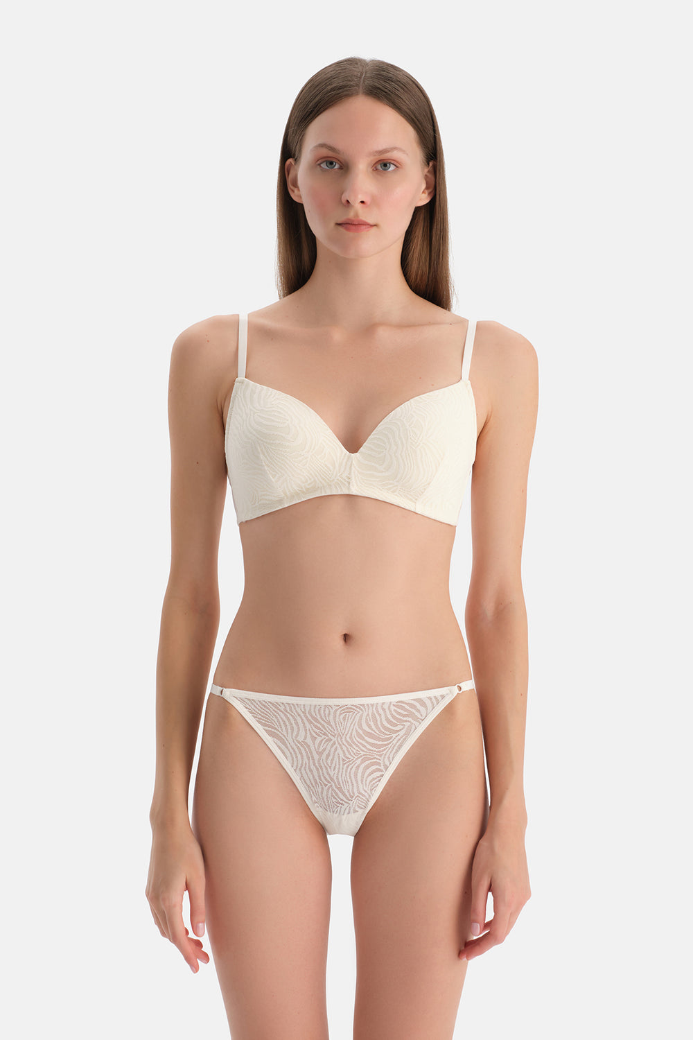 Ekru Dantelli Brazilian Külot