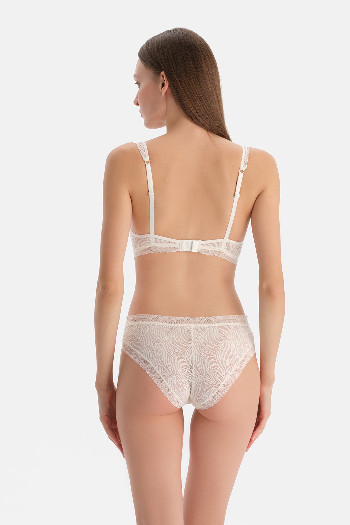 Ekru Dantelli Brazilian Külot