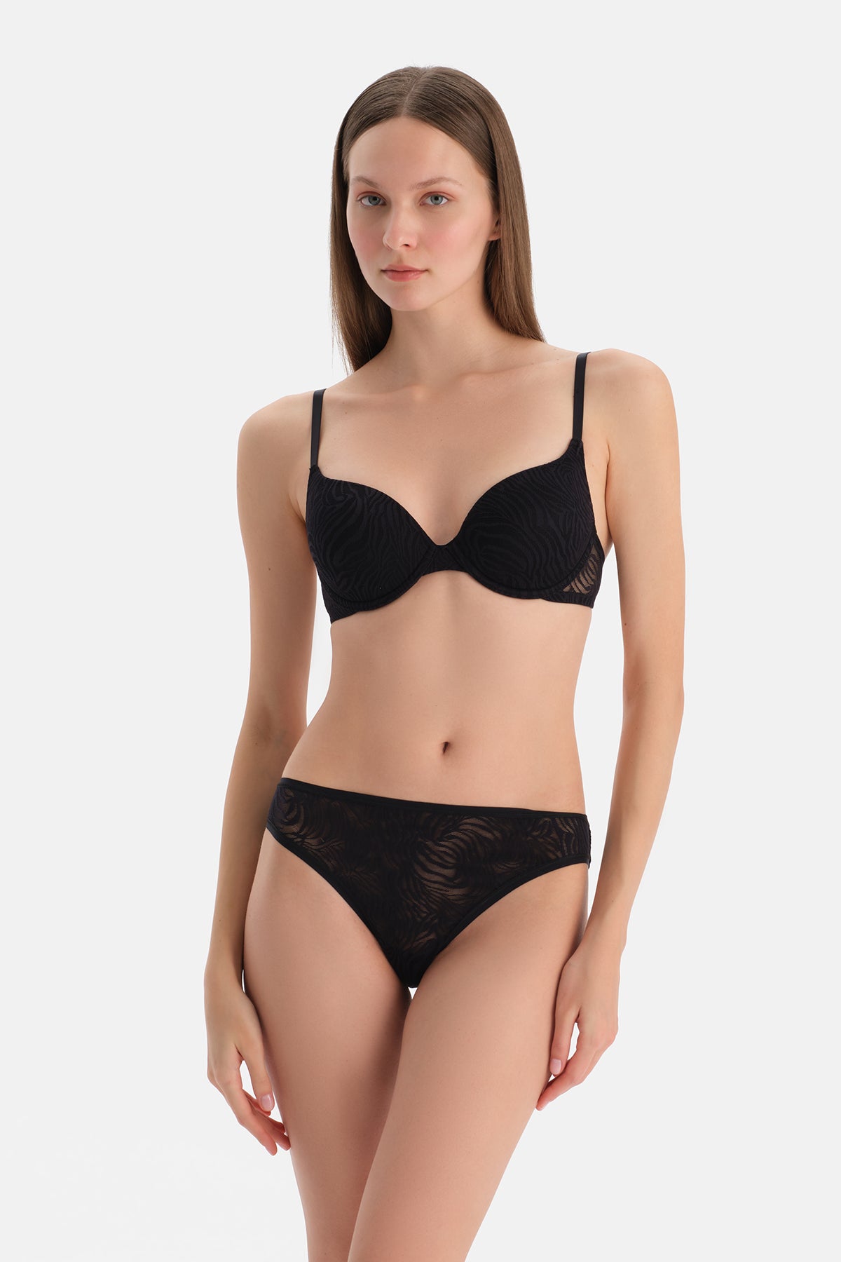 Siyah Dantelli Brazilian Külot