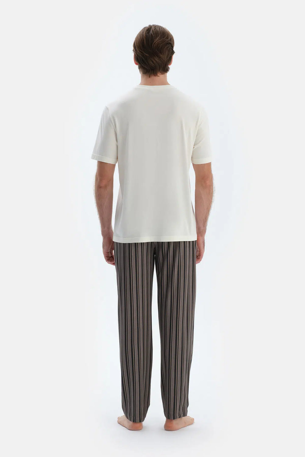 Ekru Kısa Kollu Bisiklet Yaka Penye Modal Tişört