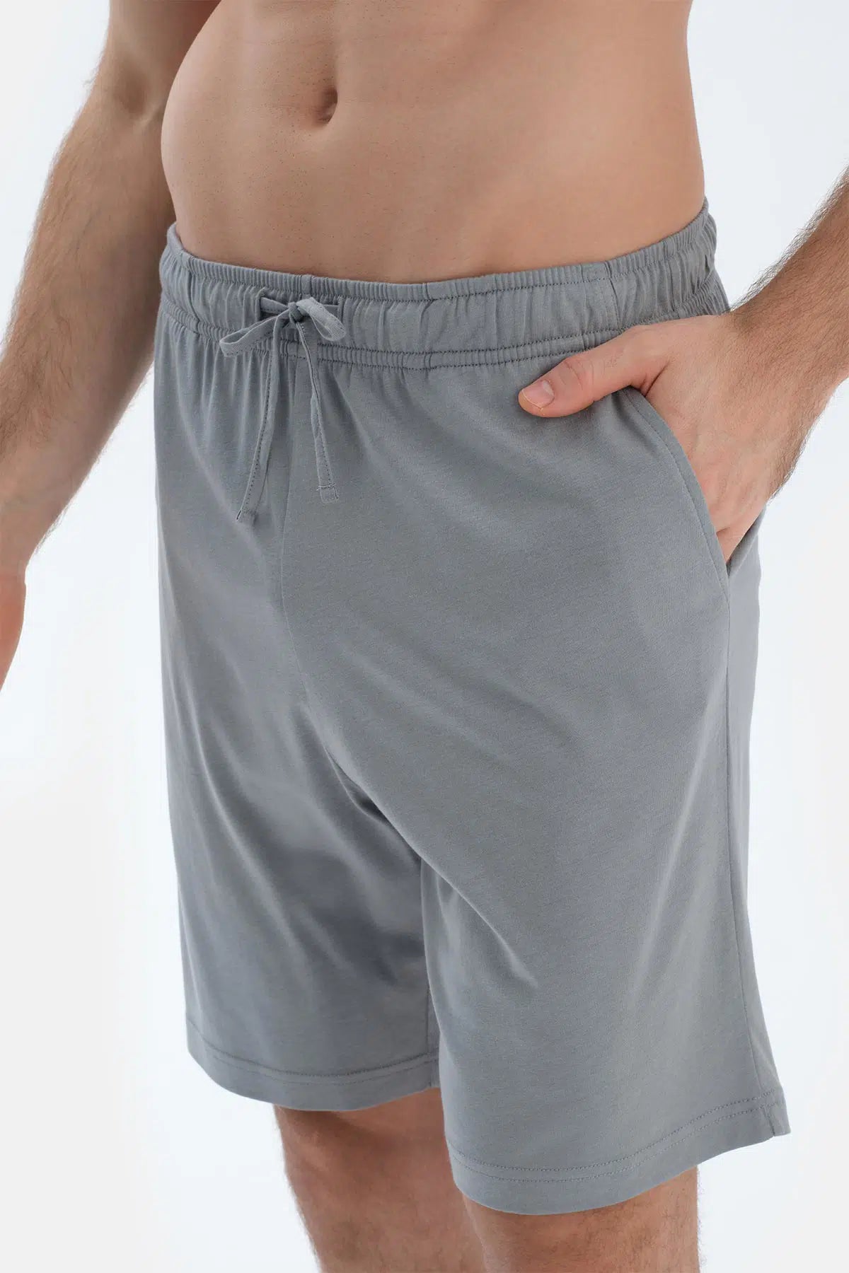 Siyah Yarım Patlı Kısa Kollu Şort Pantolon Üçlü Pijama Takımı