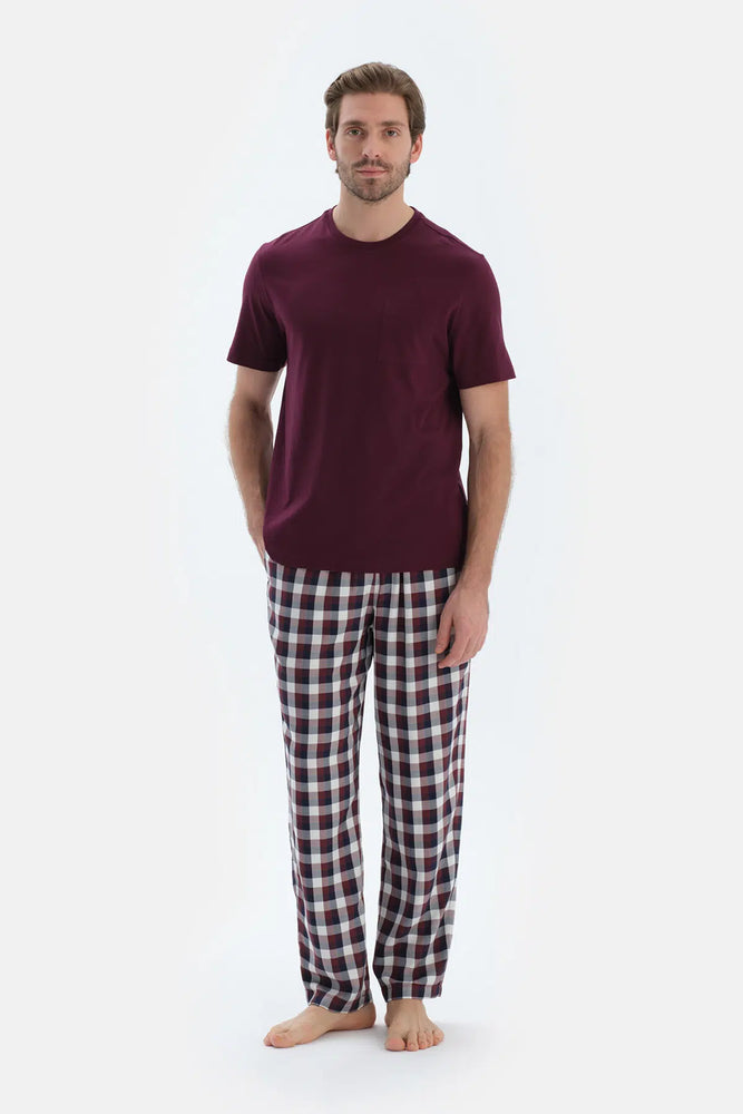 Bordo Kısa Kollu Tişört Ekoseli Pantolon Pijama Takımı