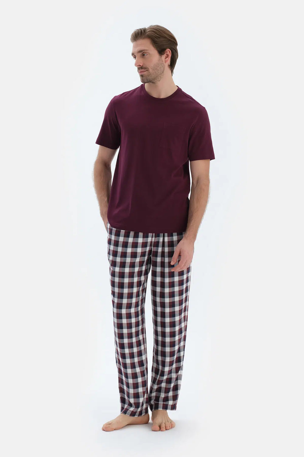 Bordo Kısa Kollu Tişört Ekoseli Pantolon Pijama Takımı