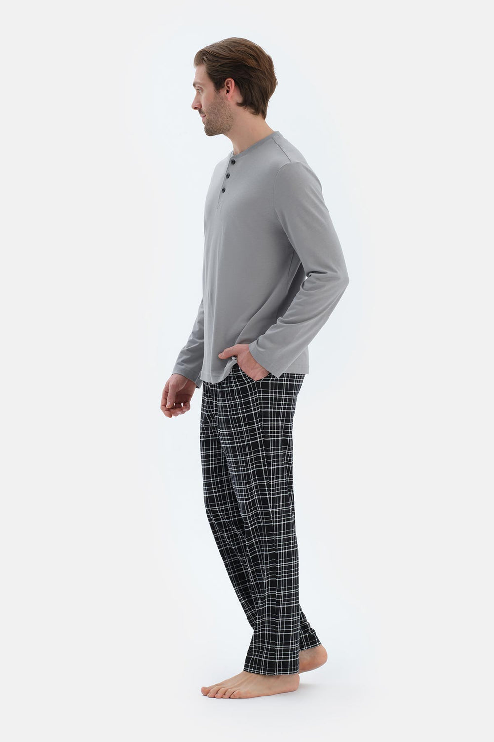 Gri Uzun Kollu Pat Detaylı Tişört Ekose Pantolon Pijama Takımı