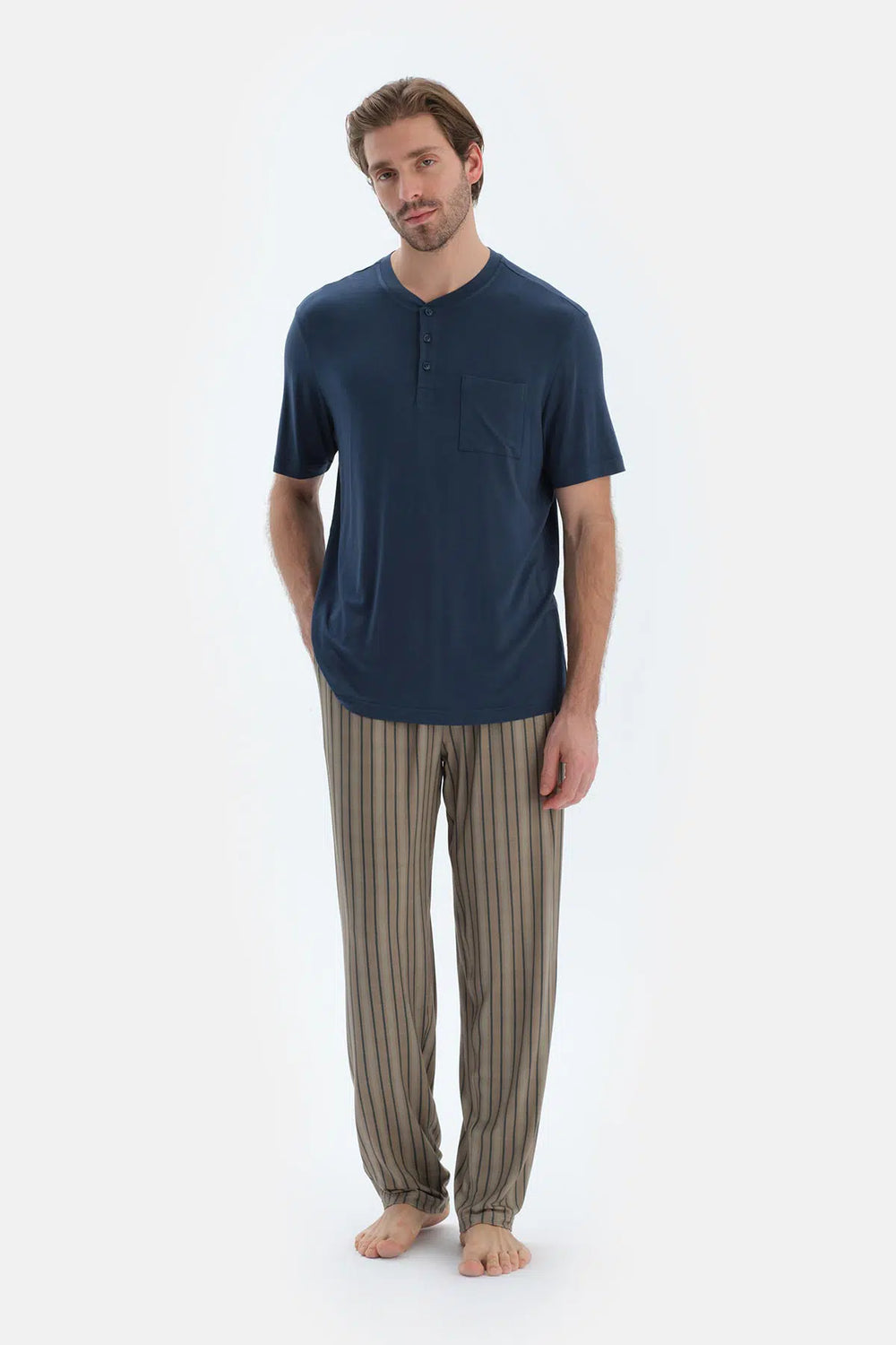 Lacivert Pat Ve Cep Detaylı Basıc Tişört Pantolon Pijama Takımı