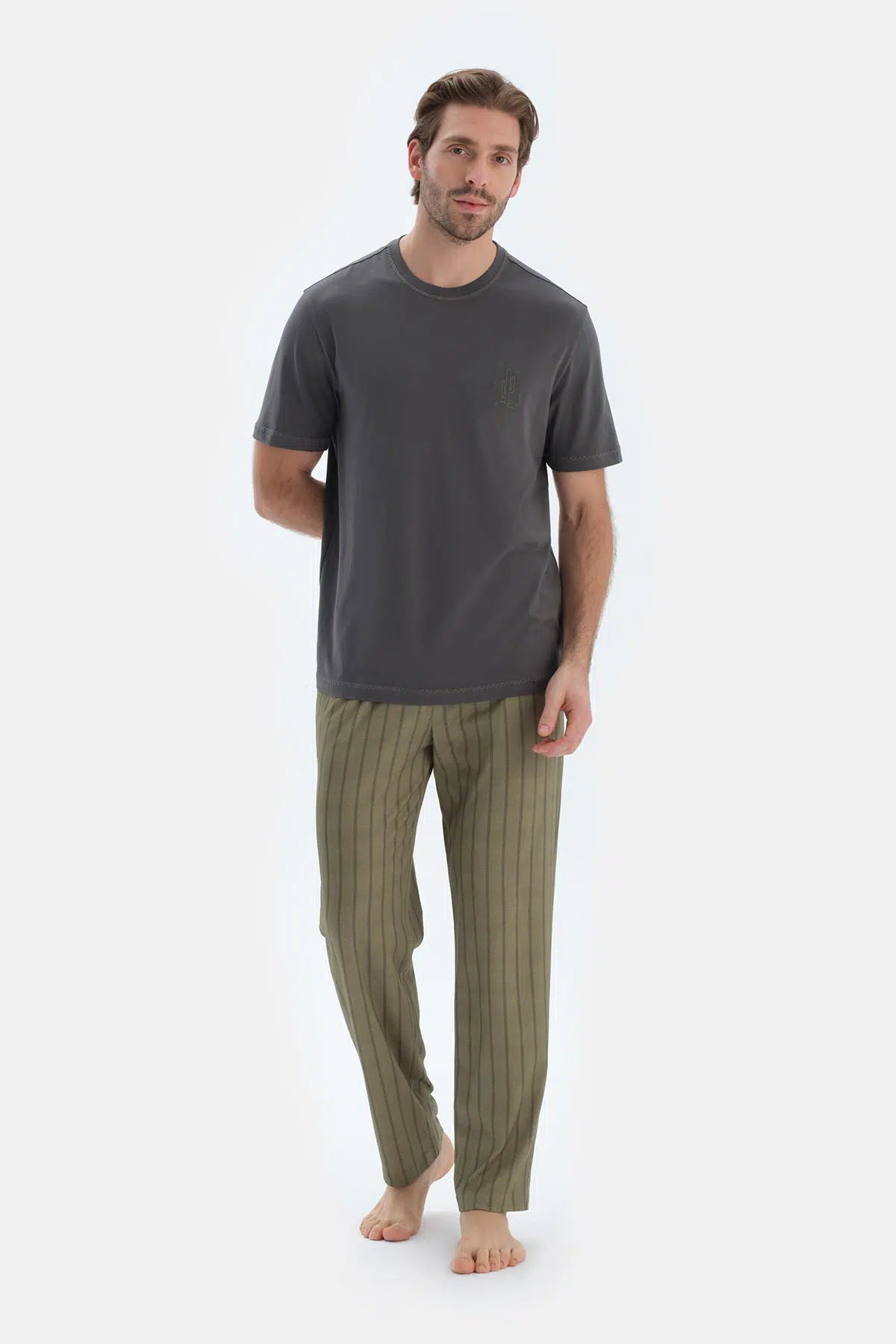 Antrasıt Kısa Kollu Dikiş Detaylı Tişört Pantolon Pijama Takımı