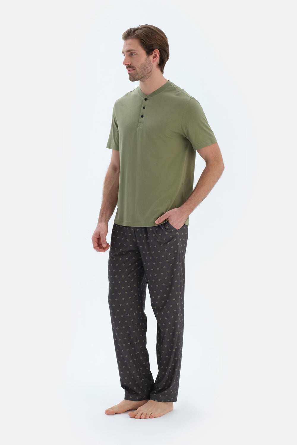 Yağ Yeşili Kısa Kollu Yarım Patlı Tişört Pantolon Pijama Takımı
