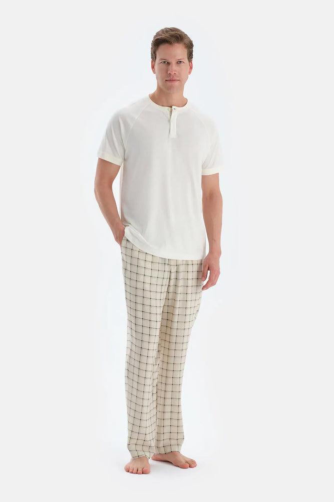 Ekru Gizli Patlı Kısa Kollu Tişört Pantolon Pijama Takımı