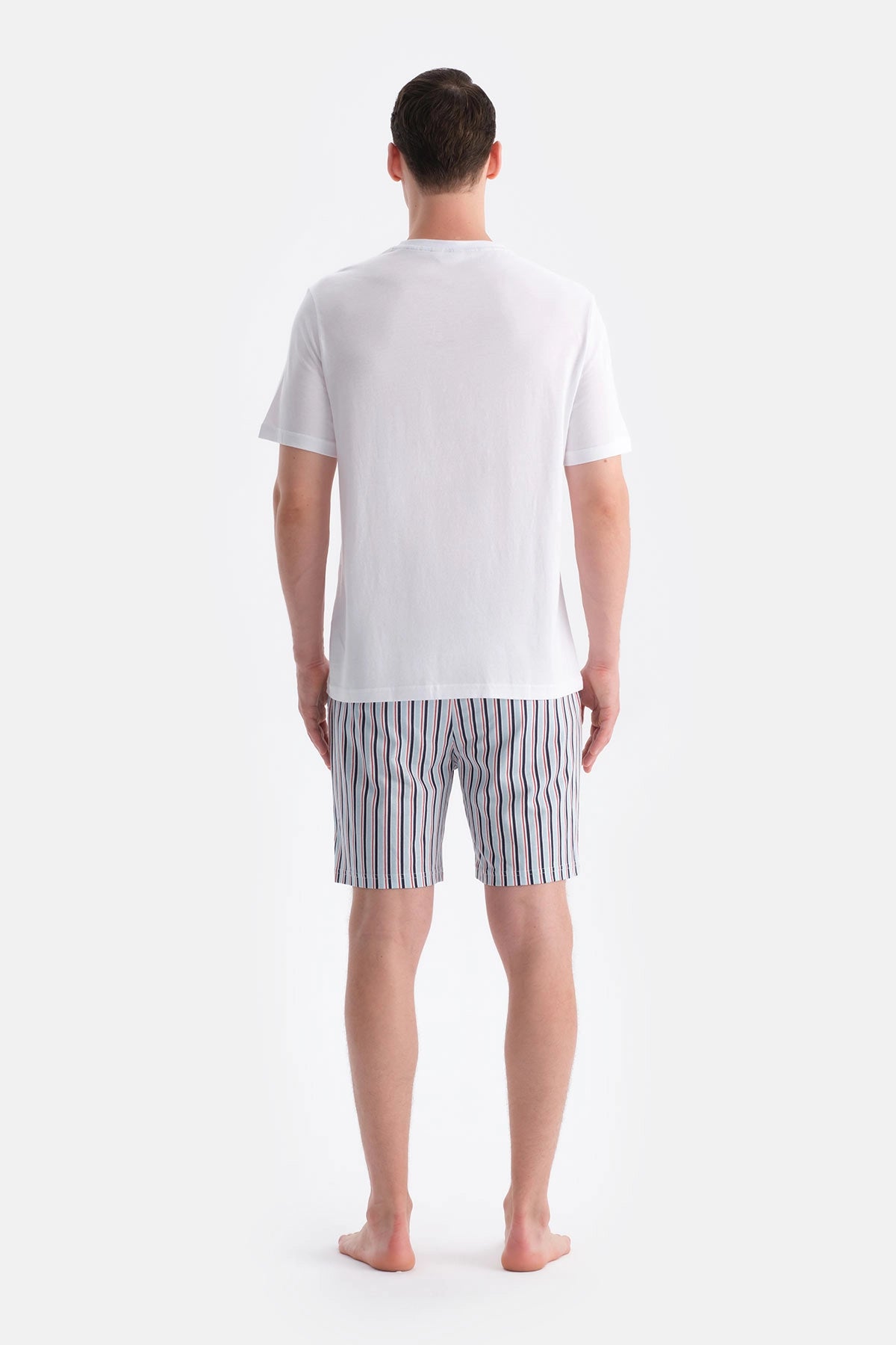 PAT VE CEP DETAYLI TİŞÖRT ŞORT TAKIM