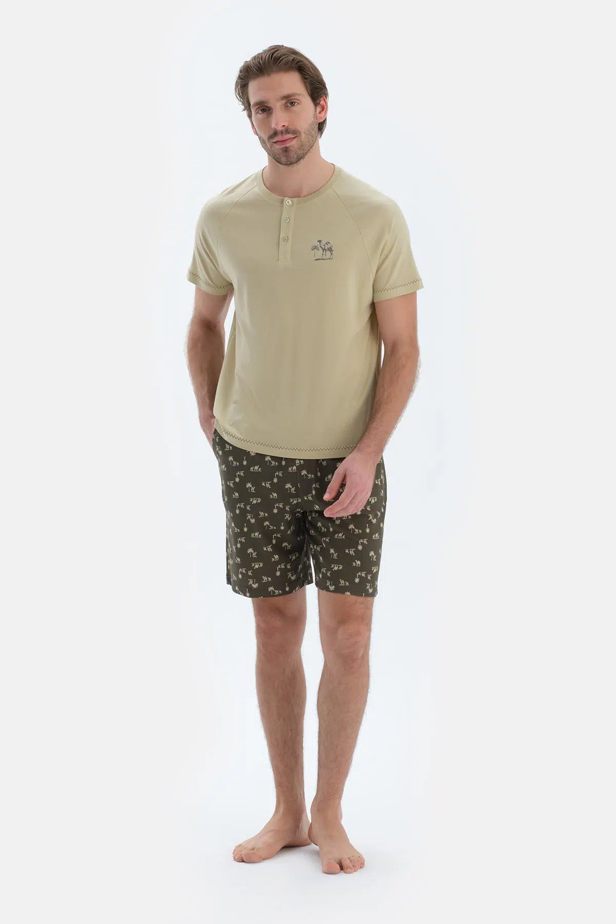 Açık Yeşil Kısa Kollu Baskı Detaylı Tişört Şort Pijama Takımı