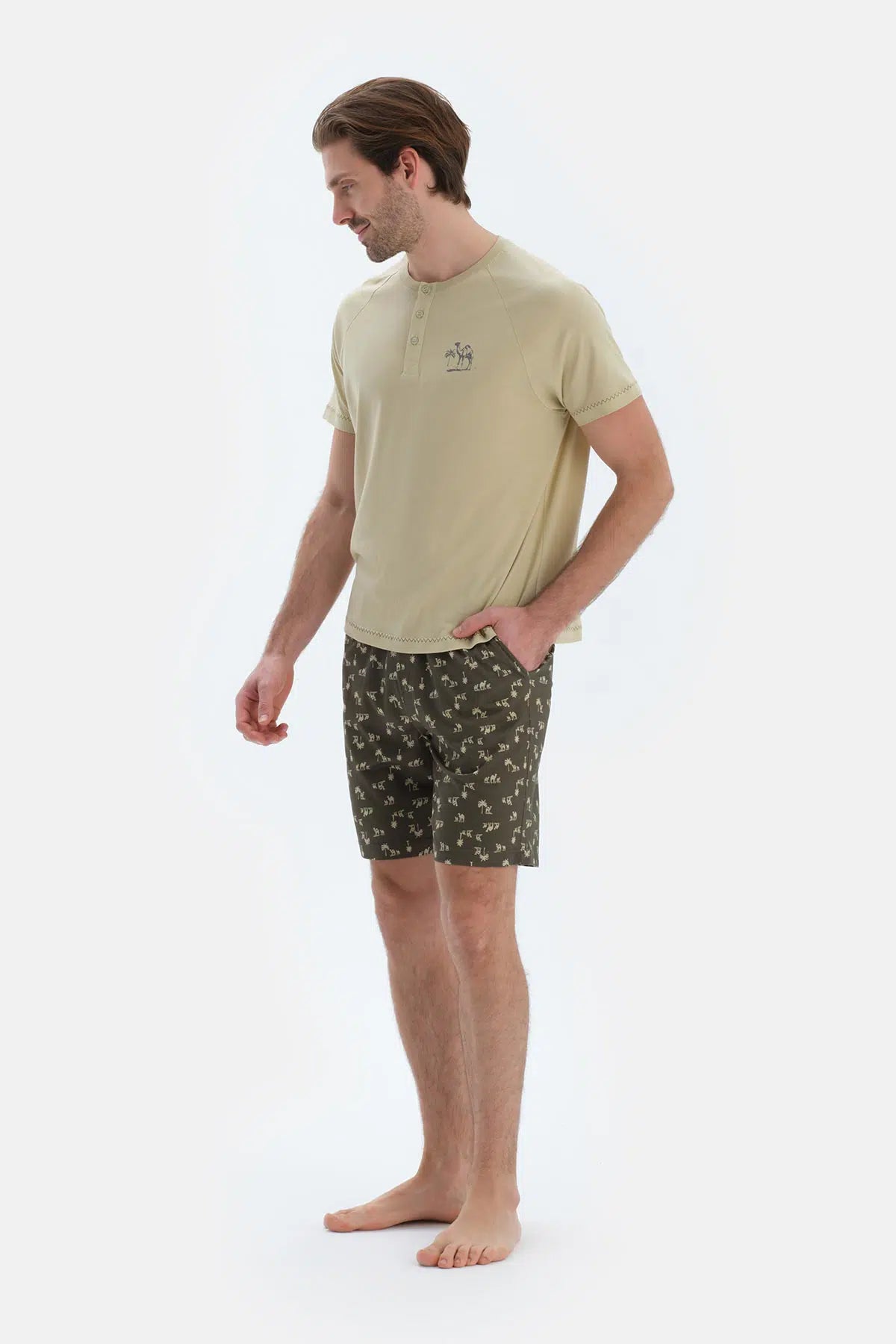 Açık Yeşil Kısa Kollu Baskı Detaylı Tişört Şort Pijama Takımı