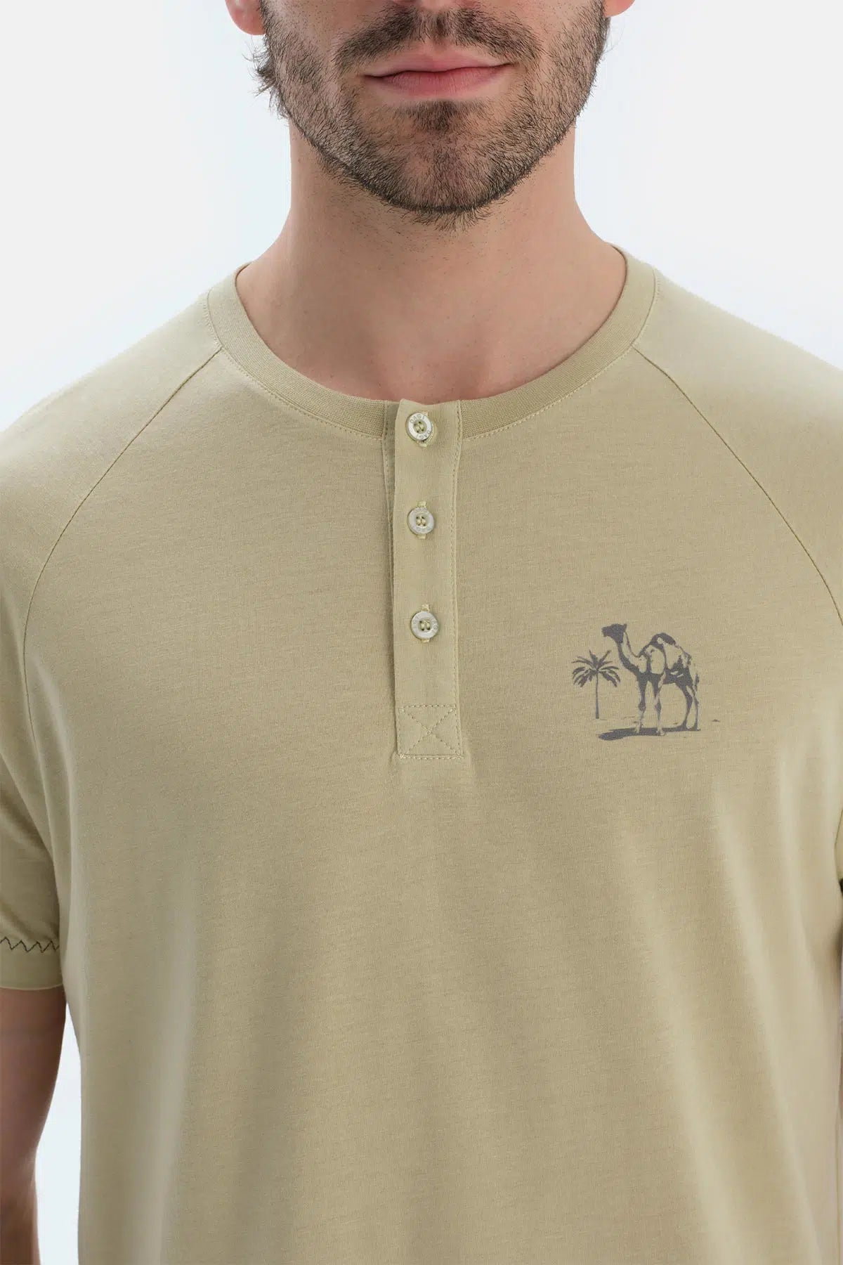 Açık Yeşil Kısa Kollu Baskı Detaylı Tişört Şort Pijama Takımı