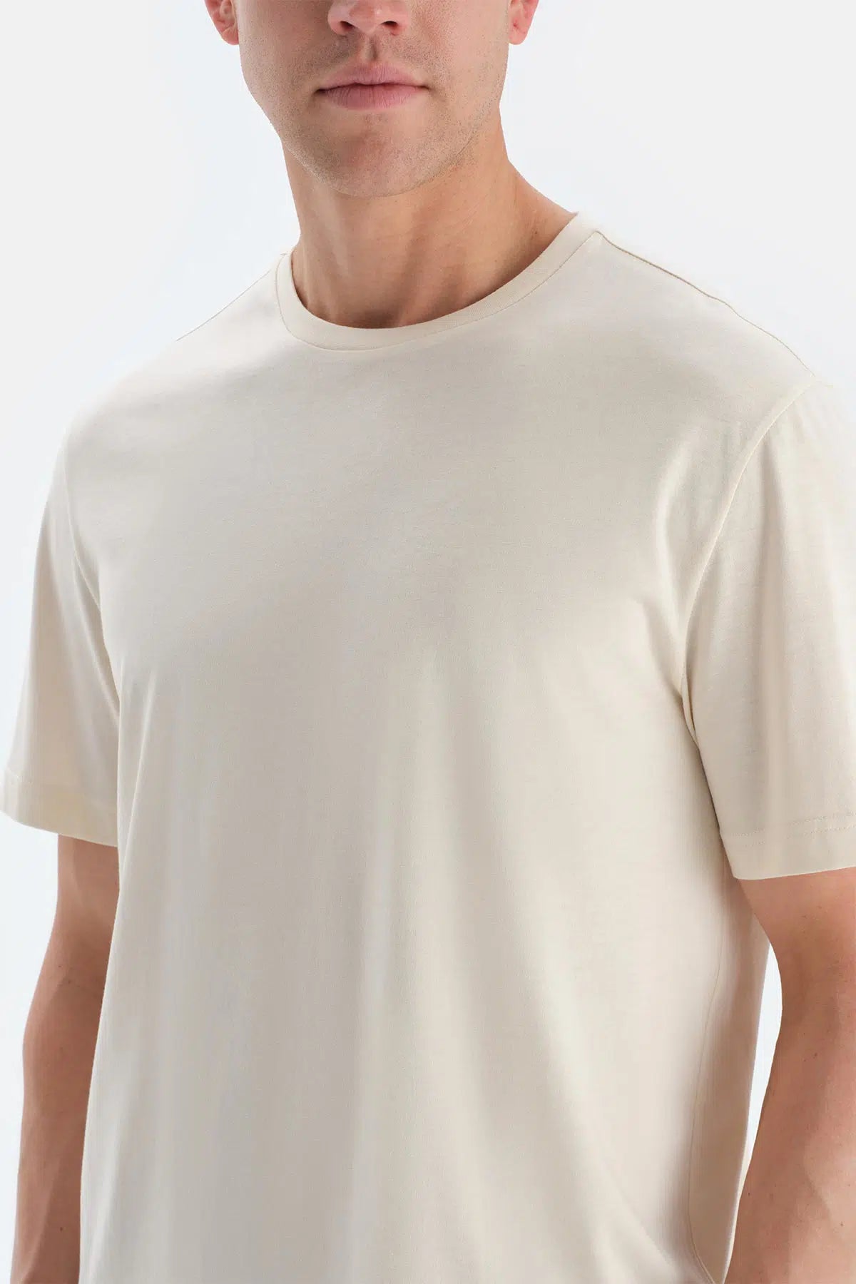 Ekru Kısa Kollu Tişört Şort Pijama Takımı