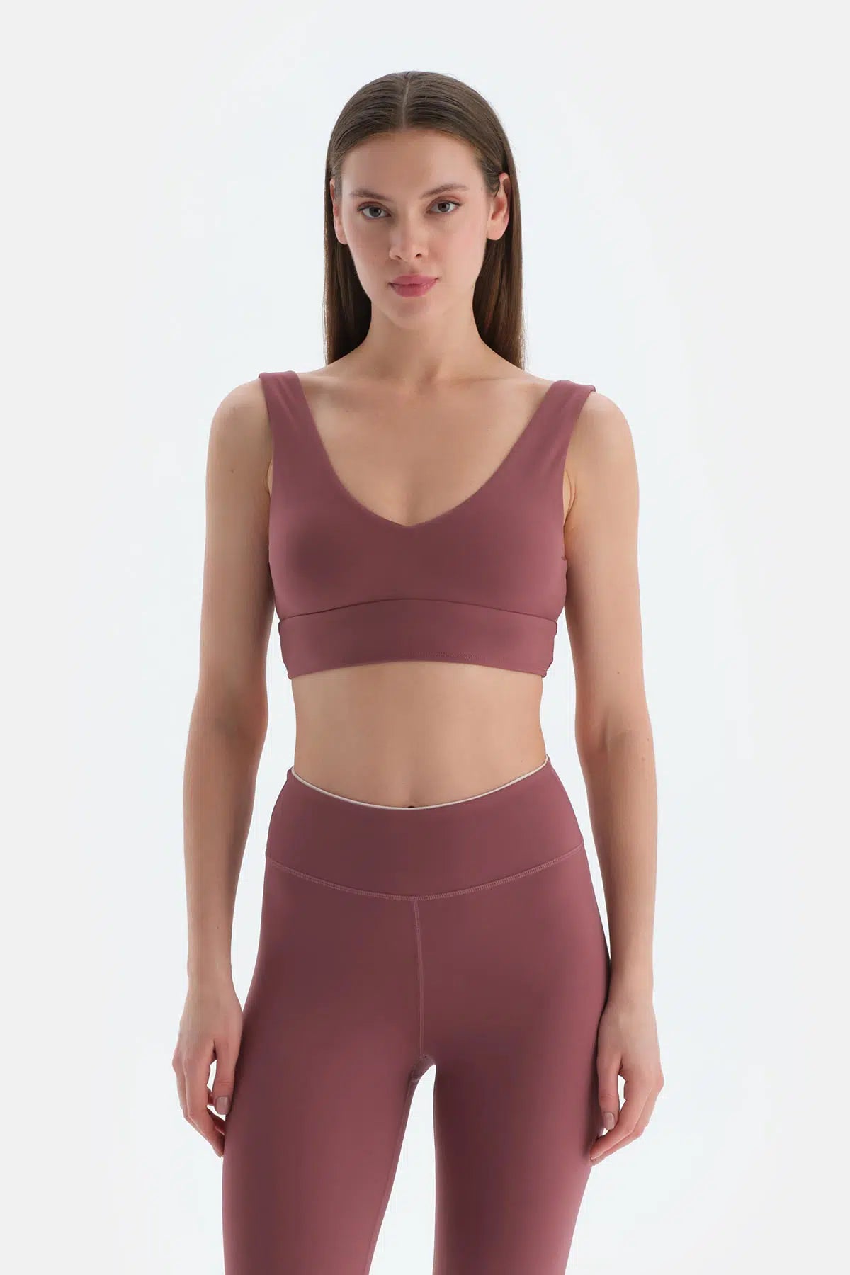 KADIN KALIN ASKILI SPORCU SÜTYENİ