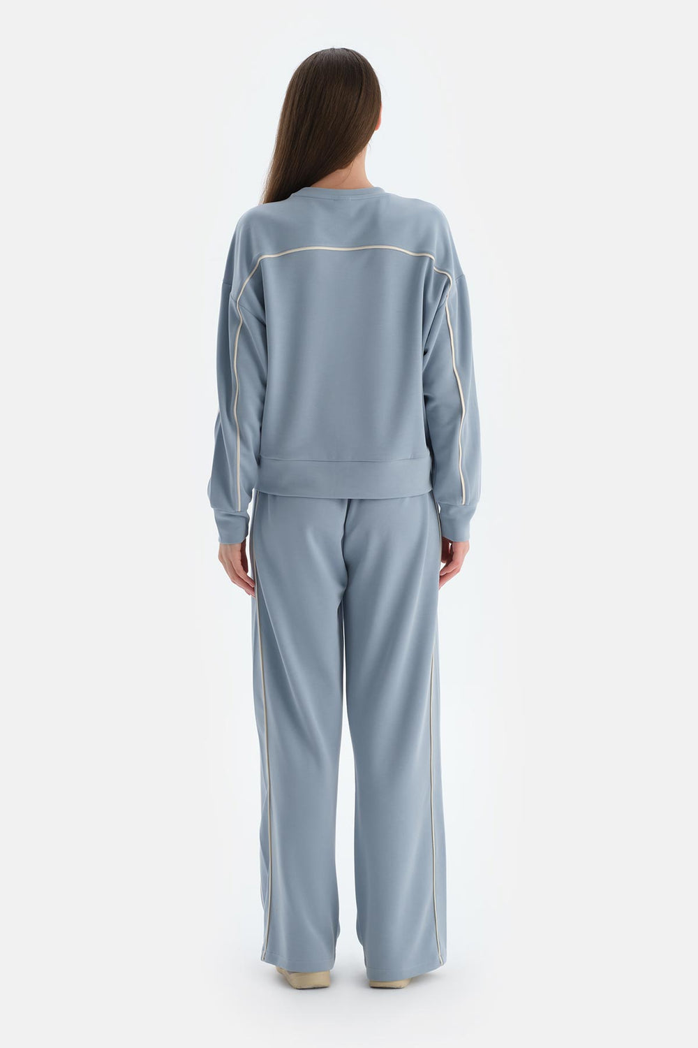 Açık Mavi Kadın Modal Biye Detaylı Sweatshırt