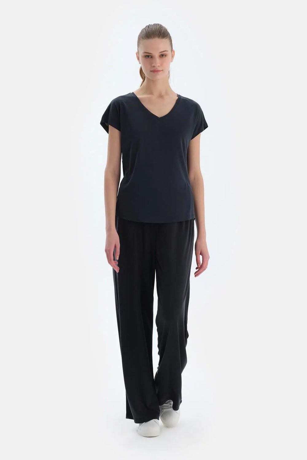 Siyah Cepli Basıc Modal Pantolon